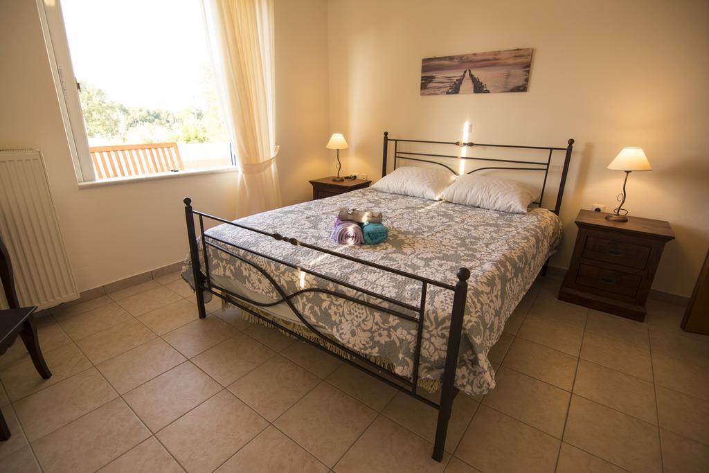 Beachway Home Като Дарацо Екстериор снимка