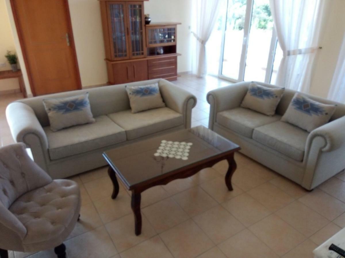 Beachway Home Като Дарацо Екстериор снимка